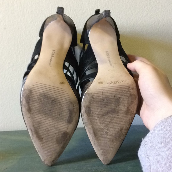 BCBG canon high heel strappy pointy toe bootie - Picture 6 of 7